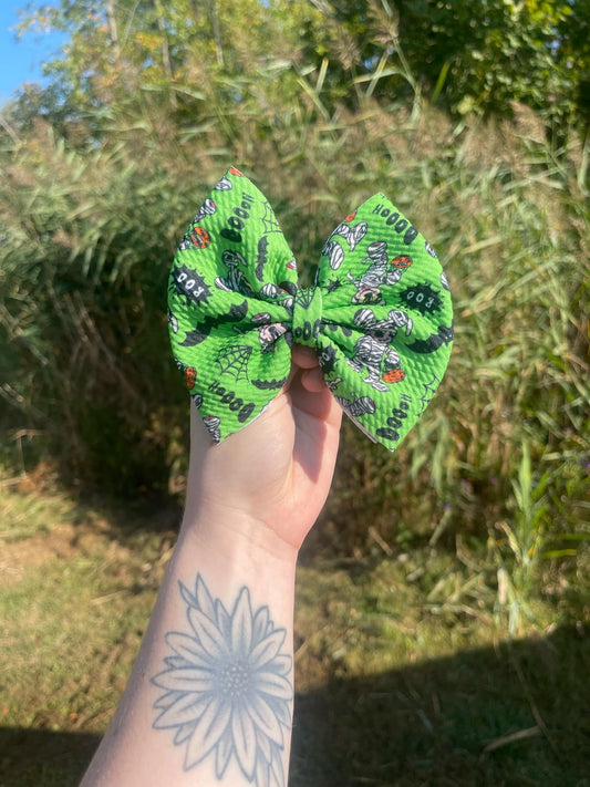 Green Boo 5” Bow